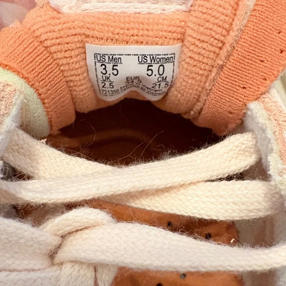 Vans Stack‎ Peach Pink Suede Platform Sneakers Kids 3.5
